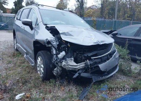 2022 Chrysler Voyager Lx из США, поврежденный, VIN 2C4RC1CG6NR226232